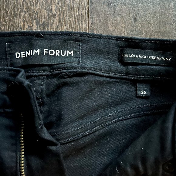 Denim Forum - Lola Highrise Skinny Size 26 - Picture 1 of 4